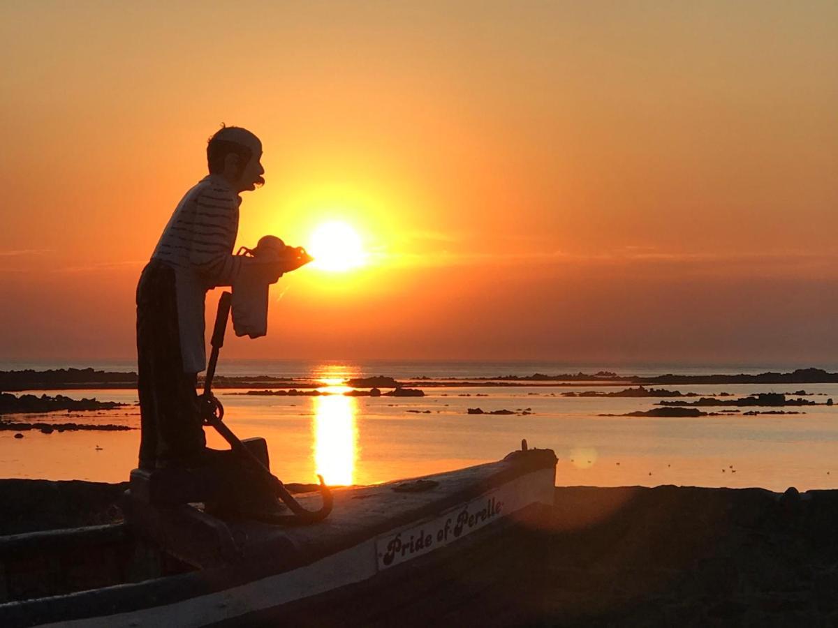 Driftwood Inn Saint Saviour Esterno foto