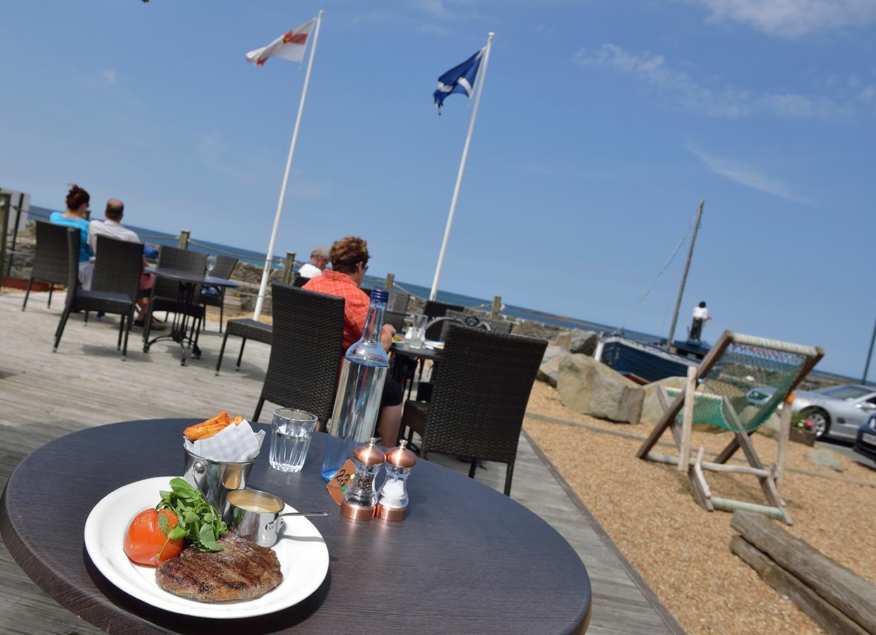 Driftwood Inn Saint Saviour Ristorante foto